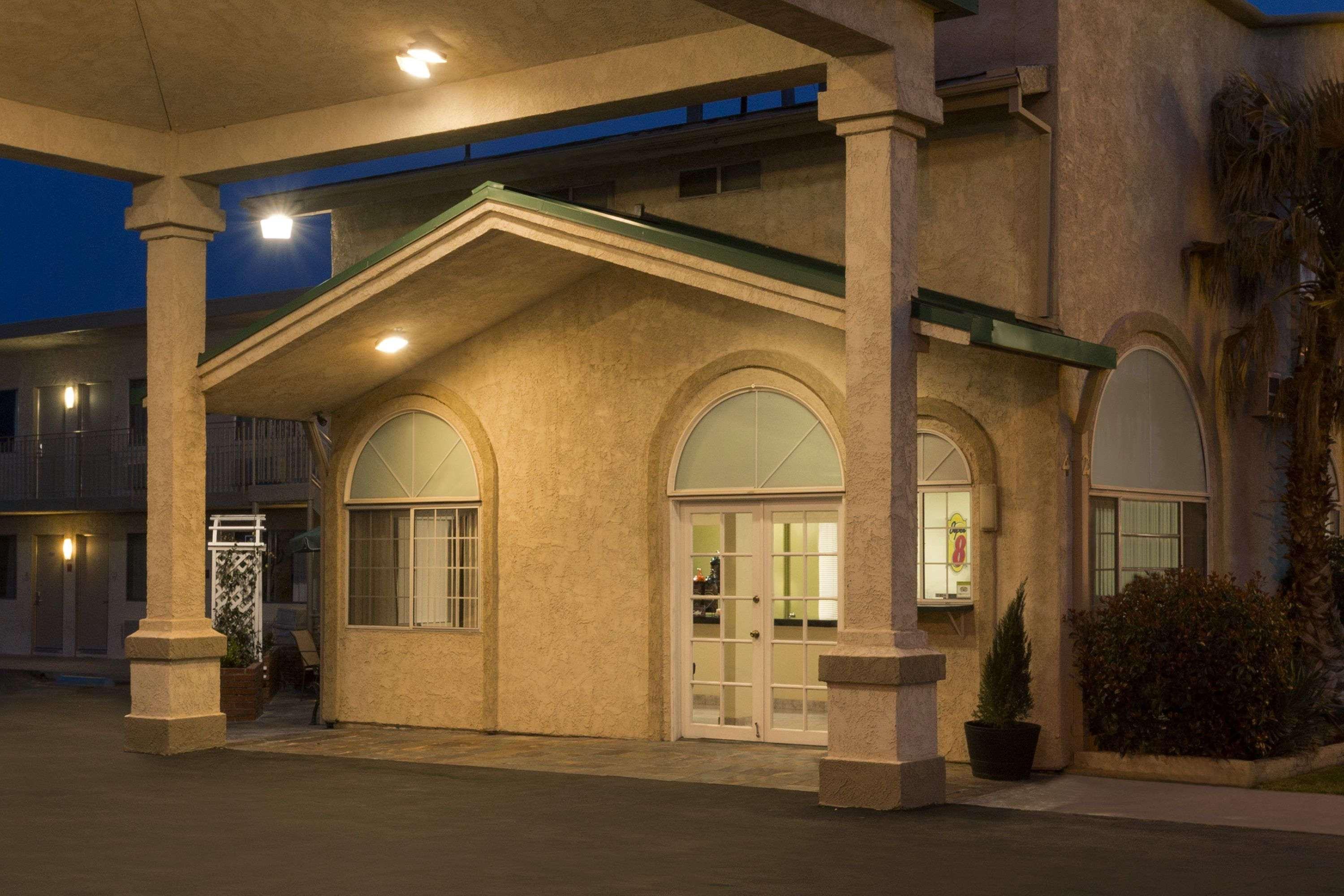 Super 8 By Wyndham Ridgecrest Μοτέλ Εξωτερικό φωτογραφία