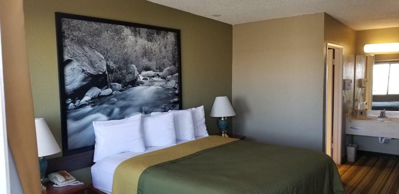 Super 8 By Wyndham Ridgecrest Μοτέλ Εξωτερικό φωτογραφία