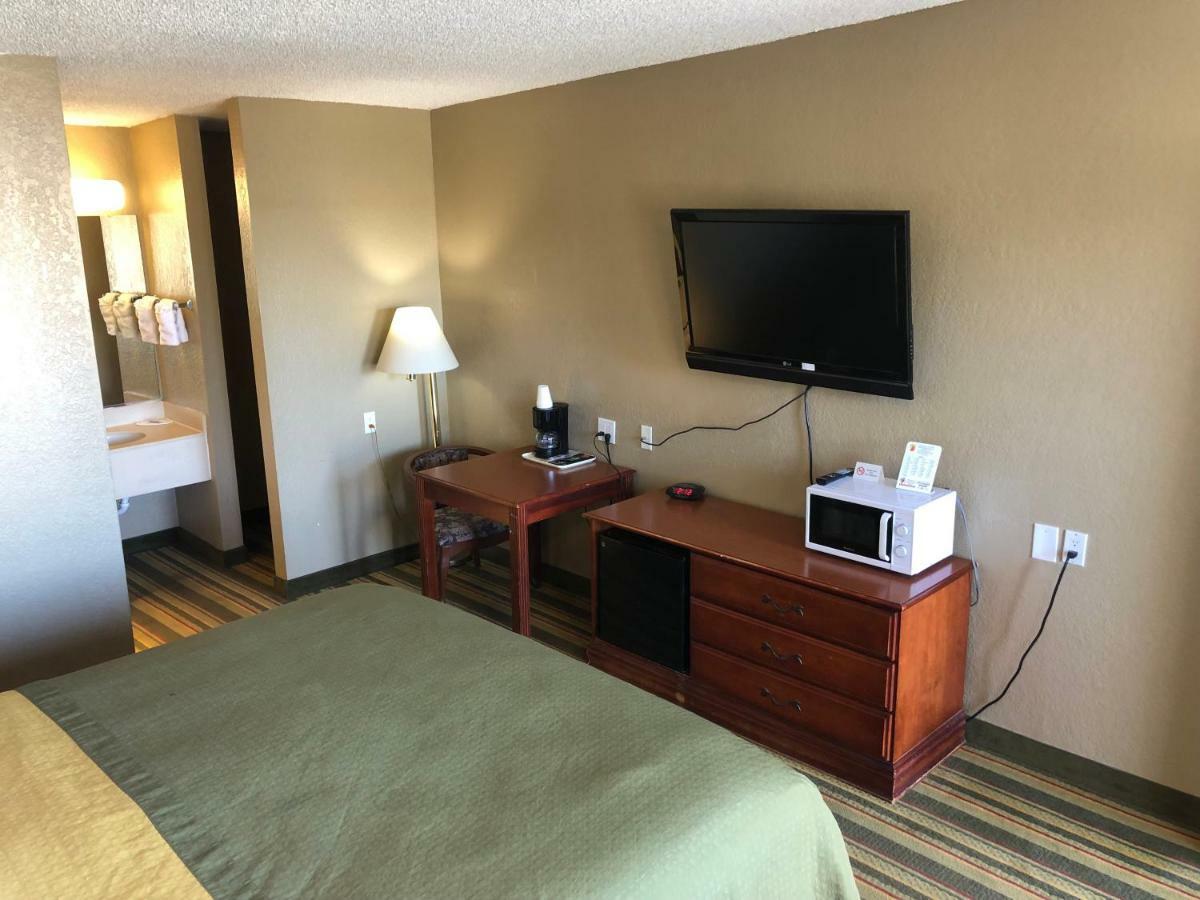 Super 8 By Wyndham Ridgecrest Μοτέλ Εξωτερικό φωτογραφία